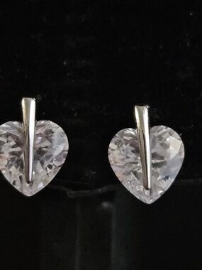 Gorgeous Cubic Zirconia Silver Tone Heart Earrings
